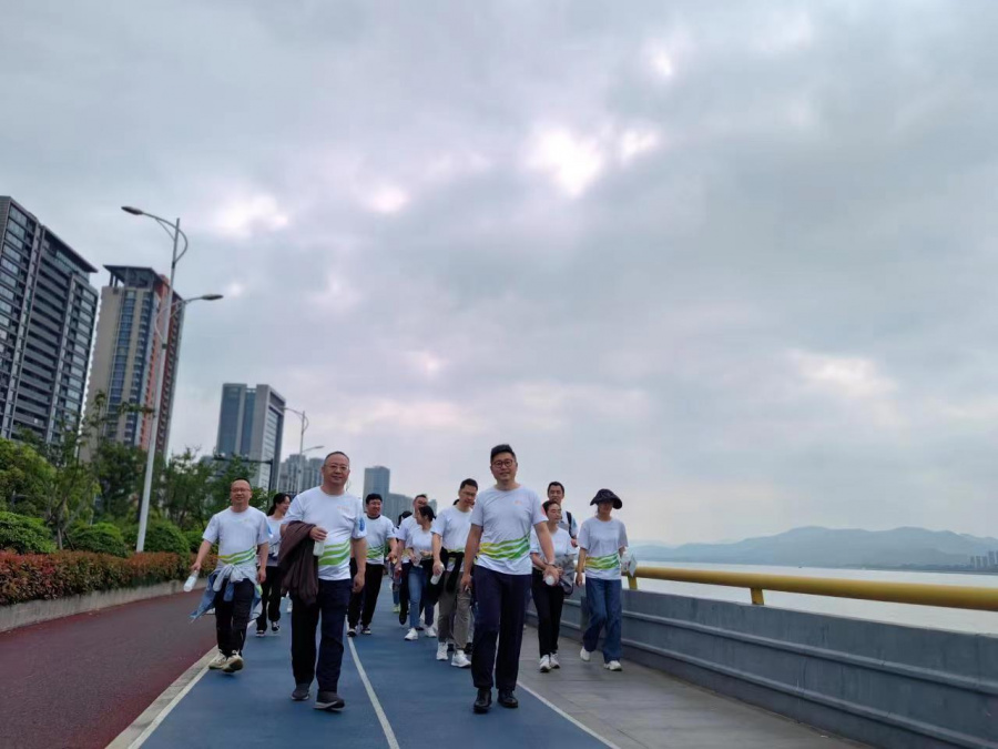 1685427349268424rn1R.jpg 1f2eaf60c3c04d7abe45e0dd22252962.jpg